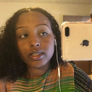 Meet your Posher, Nafisa